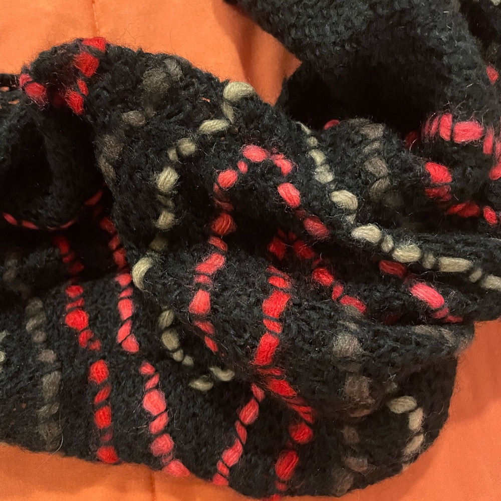 Infinity Scarf - Picture 4 of 4